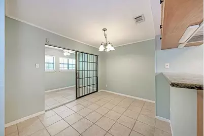 1510 W North Loop Boulevard #212, Austin, TX 78756 - Photo 4