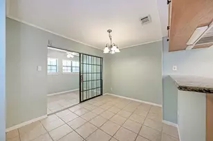 1510 W N Loop Blvd, Austin, TX 78756 - Photo 4