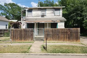 85 W Navasota St, Austin, TX 78702 - Photo 1