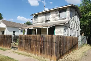 85 W Navasota St, Austin, TX 78702 - Photo 2