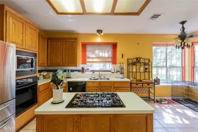 19313 Kennemer Drive, Pflugerville, TX 78660 - Photo 12