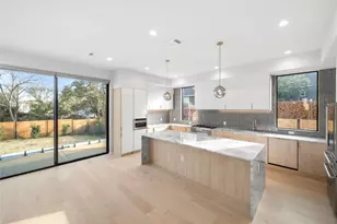 2107 Brackenridge St, Austin, TX 78704 - Photo 8