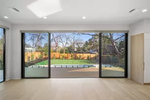 2107 Brackenridge St, Austin, TX 78704 - Photo 12