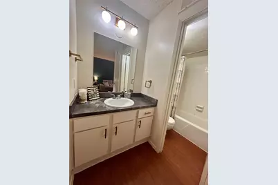 4209 Avenue B #202, Austin, TX 78751 - Photo 8