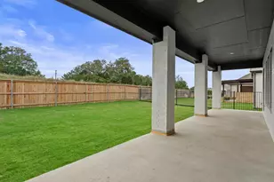 613 Hallwood Dr, Liberty Hill, TX 78642 - Photo 22