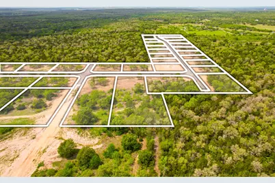 199 Della Lane, Cedar Creek, TX 78612 - Photo 14