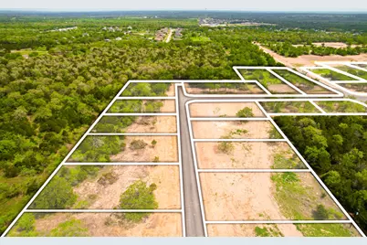 199 Della Lane, Cedar Creek, TX 78612 - Photo 10