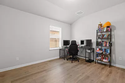 110 Greenspire Downs Drive, Hutto, TX 78634 - Photo 14