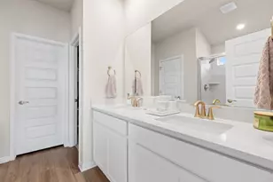 110 Greenspire Downs Dr, Hutto, TX 78634 - Photo 18