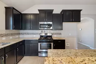 6033 Roma St, Round Rock, TX 78665 - Photo 4