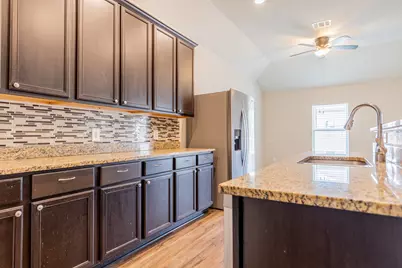20017 Hubert R. Humphrey Road, Manor, TX 78653 - Photo 18