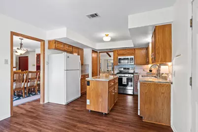 301 Tallwood Drive, Georgetown, TX 78628 - Photo 14