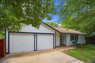 302 Shadow Bend Cove, Austin, TX 78745 - Photo 2