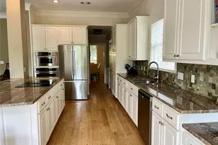 1733 Canonero Dr, Austin, TX 78746 - Photo 8