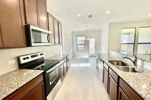 163 McGinnis Trl, Kyle, TX 78640 - Photo 8