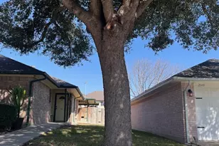 2149 W Keystone Dr, New Braunfels, TX 78130 - Photo 2