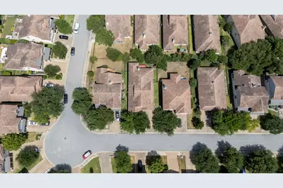 14505 Broadwinged Hawk Drive, Austin, TX 78738 - Photo 32
