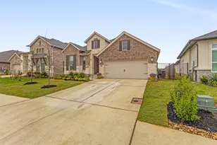 136 Lenera Dr, Liberty Hill, TX 78642 - Photo 2