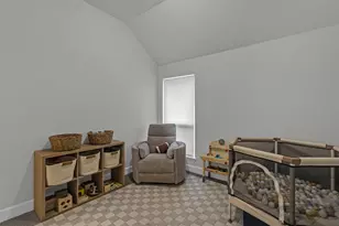 136 Lenera Dr, Liberty Hill, TX 78642 - Photo 32