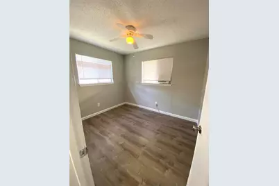 404 Swanee Drive #B, Austin, TX 78752 - Photo 4