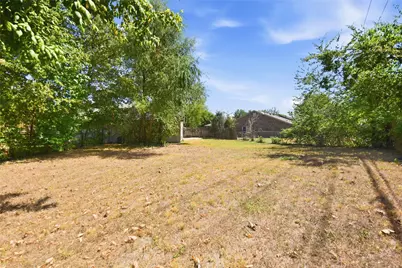 1918 Nicole Circle #B, Round Rock, TX 78664 - Photo 16