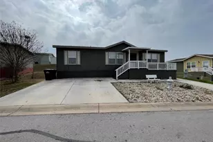 269 Featherstone Dr, Converse, TX 78109 - Photo 10