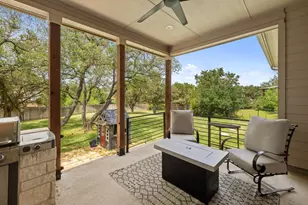406 Strichen Dr, Briarcliff, TX 78669 - Photo 28