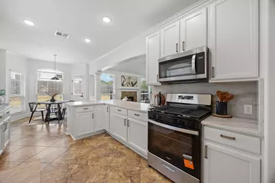 1245 Lacey Oak Loop, Round Rock, TX 78681 - Photo 8