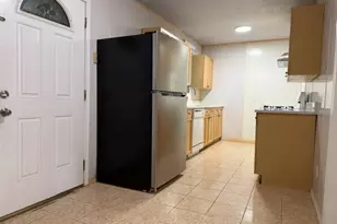 308 E Lola Dr, Austin, TX 78753 - Photo 8