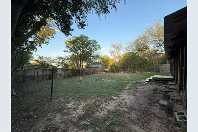 308 E Lola Drive, Austin, TX 78753 - Photo 22