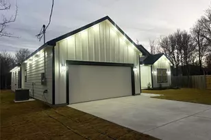 108 KEAHI COURT, Bastrop, TX 78602 - Photo 34