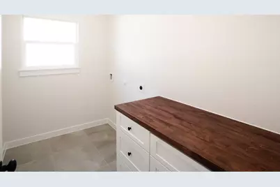 108 Keahi Court, Bastrop, TX 78602 - Photo 20