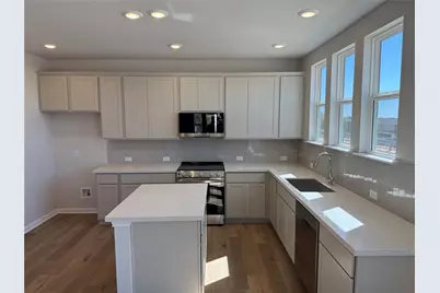 5900 Whisper Creek Drive #418, Georgetown, TX 78628 - Photo 2