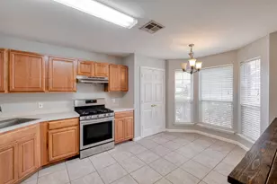 209 Antietam Dr, Elgin, TX 78621 - Photo 2