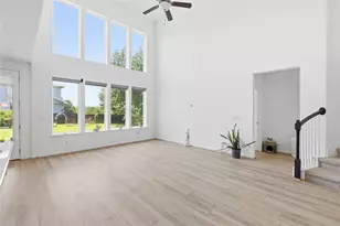 7220 Poulain Dr, Austin, TX 78738 - Photo 10