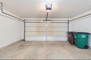 2105 Town Centre Dr, Round Rock, TX 78664 - Photo 20