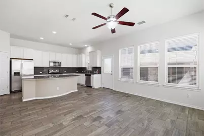 2105 Town Centre Drive #39, Round Rock, TX 78664 - Photo 6