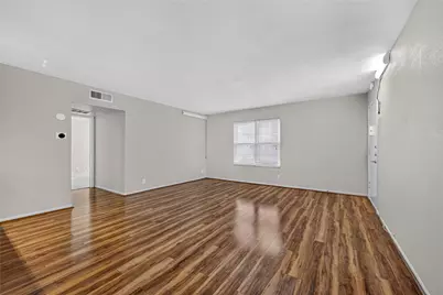 910 Duncan Lane #25, Austin, TX 78705 - Photo 6