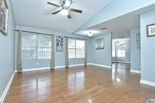 10614 Marias River Dr, Austin, TX 78748 - Photo 8
