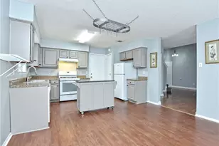 10614 Marias River Dr, Austin, TX 78748 - Photo 14