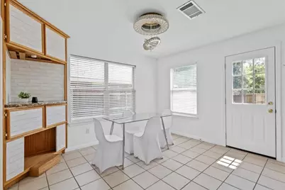 11724 Dunfries Lane, Austin, TX 78754 - Photo 10