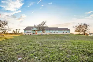 220 Three Creeks Dr, Bertram, TX 78605 - Photo 20