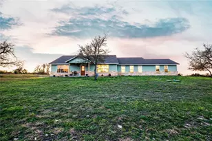 220 Three Creeks Dr, Bertram, TX 78605 - Photo 16