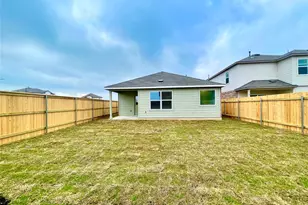 305 Milliner Loop, Hutto, TX 78634 - Photo 26