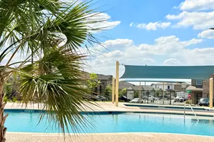 305 Milliner Loop, Hutto, TX 78634 - Photo 36