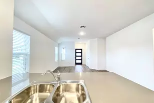 305 Milliner Loop, Hutto, TX 78634 - Photo 14