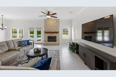 900 Canyonwood Drive, Dripping Springs, TX 78620 - Photo 16