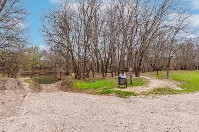 107 Keahi Court, Bastrop, TX 78602 - Photo 32