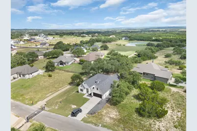 809 John Price, Blanco, TX 78606 - Photo 4