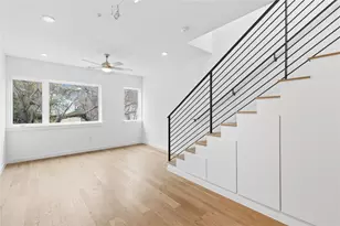 2002 E 7th St, Austin, TX 78702 - Photo 4